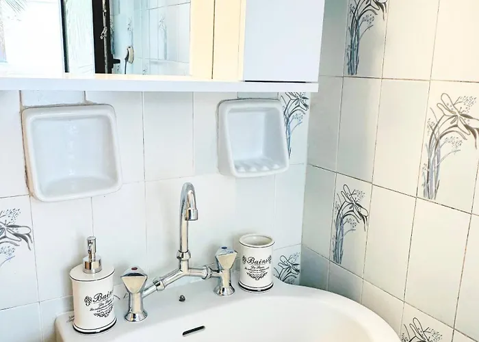 Sea Breeze Sanctuary-1bd 3pl 1ba - 90m To Sea