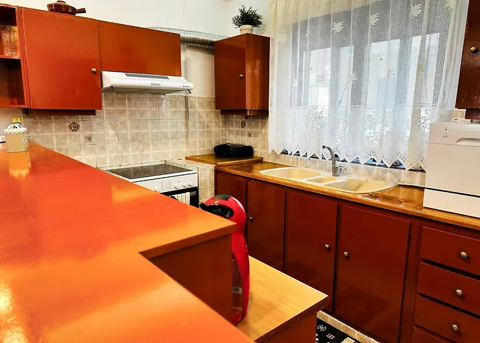 Sea Breeze Sanctuary-1bd 3pl 1ba - 90m To Sea Daire